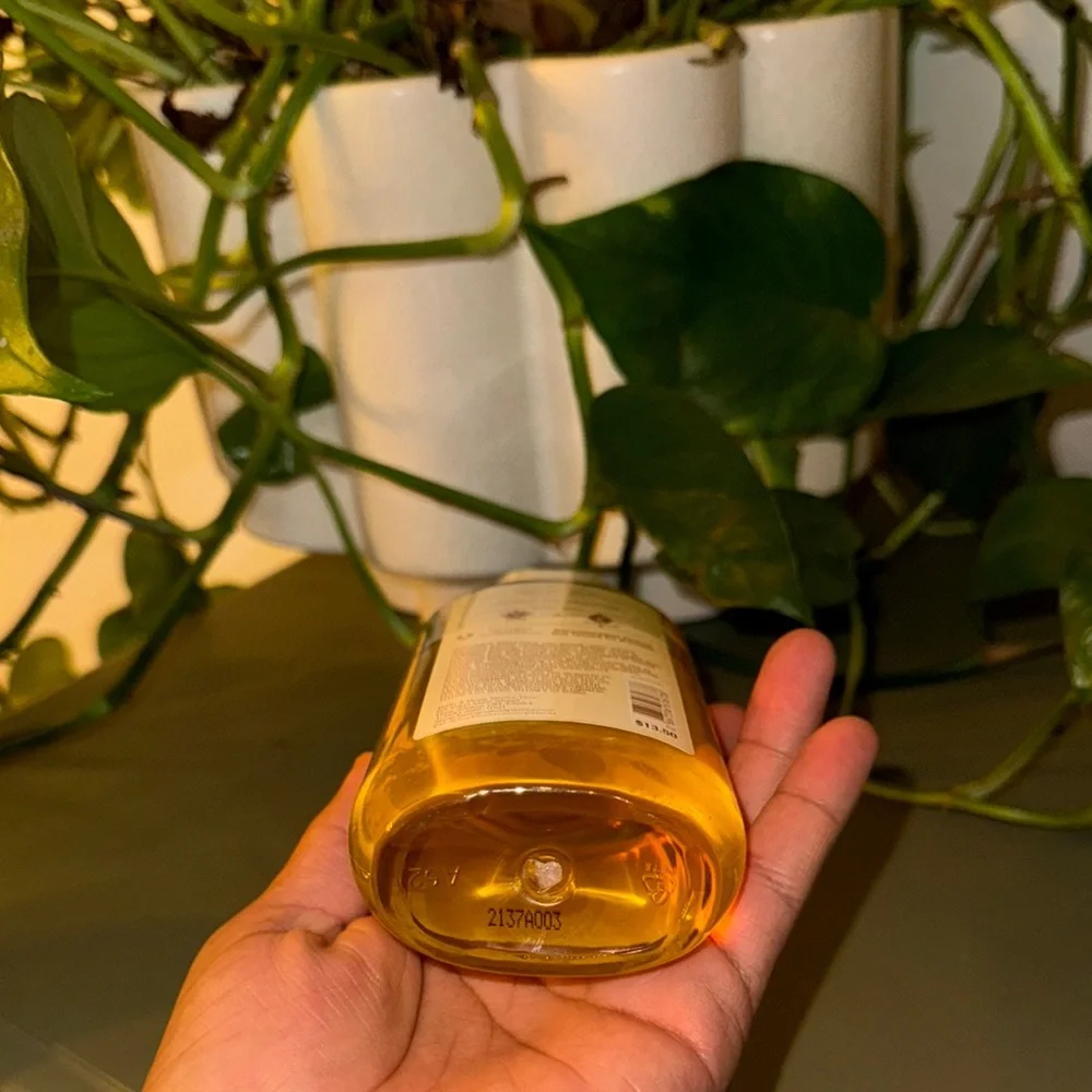 Bath & Body Works Cinnamon Donut Swirl Shower Gel - Picture 5 of 5